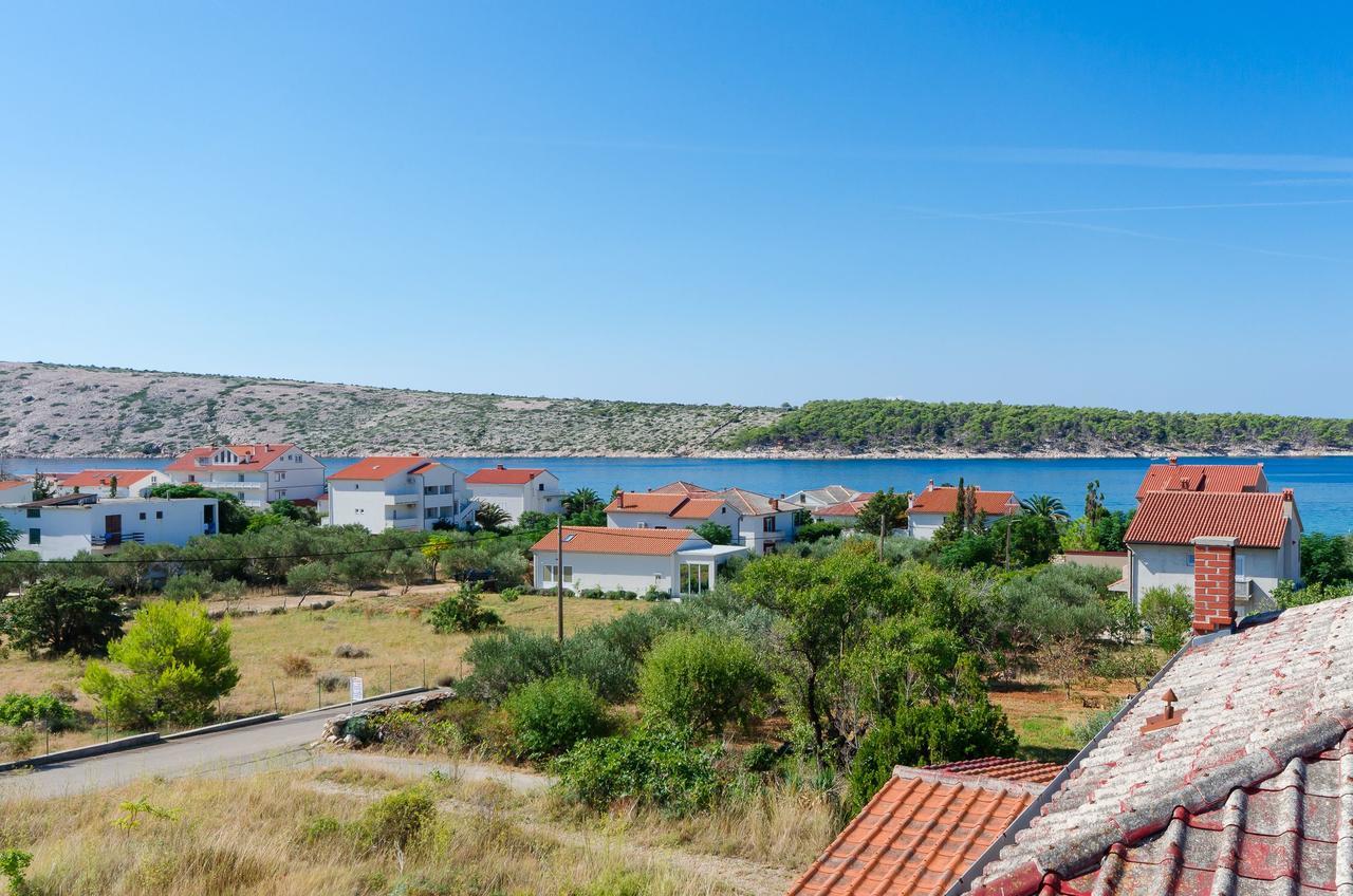 Apartments Jasmin Barbat na Rabu Екстериор снимка
