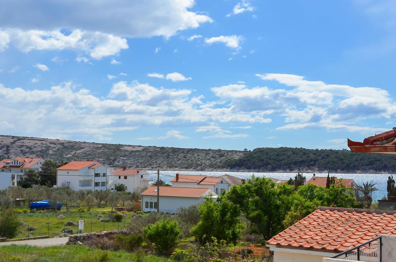 Apartments Jasmin Barbat na Rabu Екстериор снимка